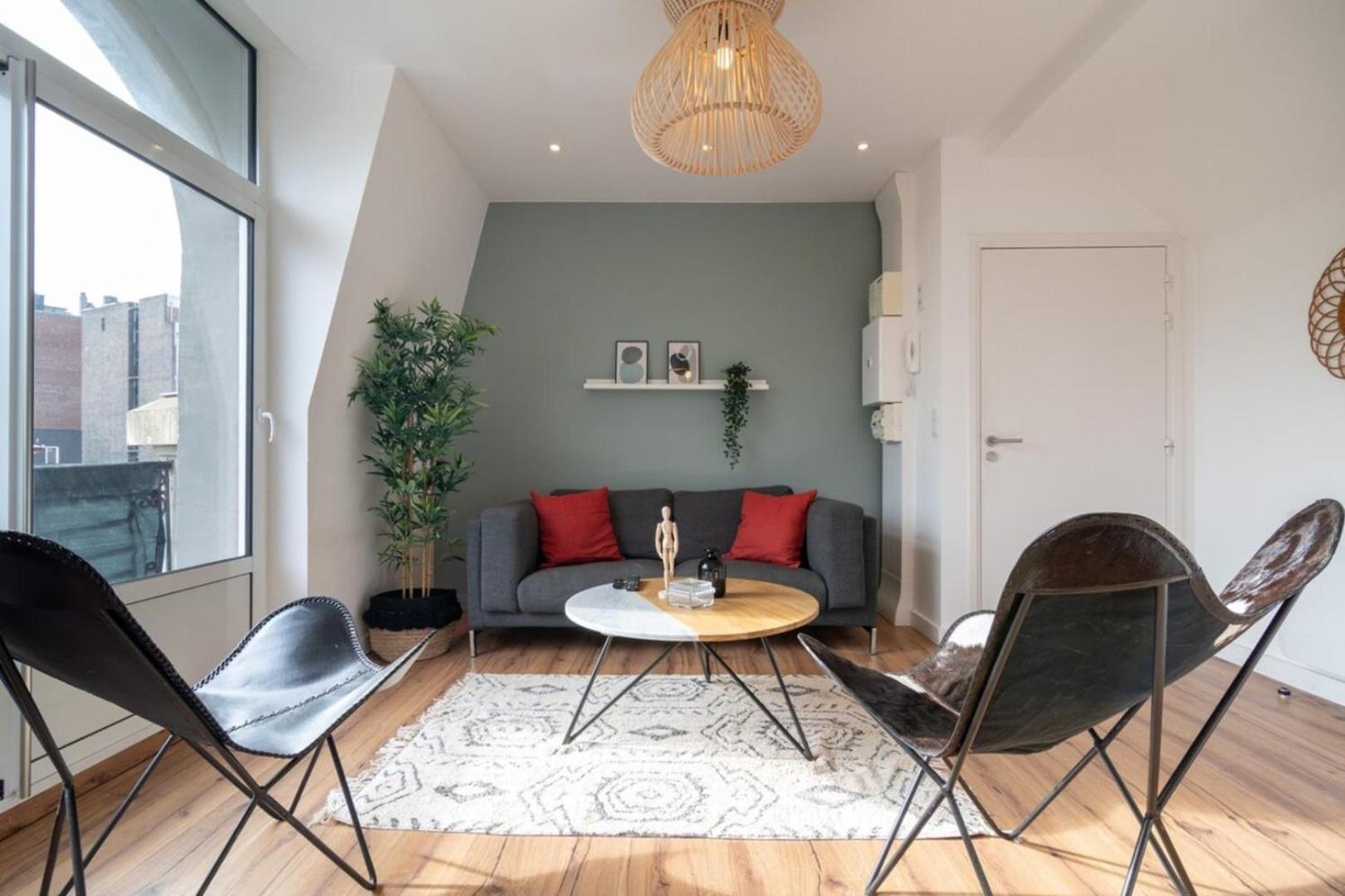 Marcq En Baroeul - Superb Apartment + Parking Esterno foto